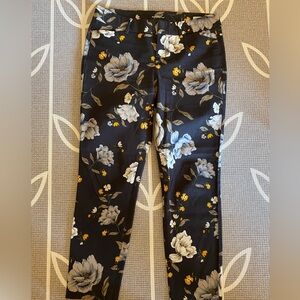 3/$24 Old Navy pixie pant